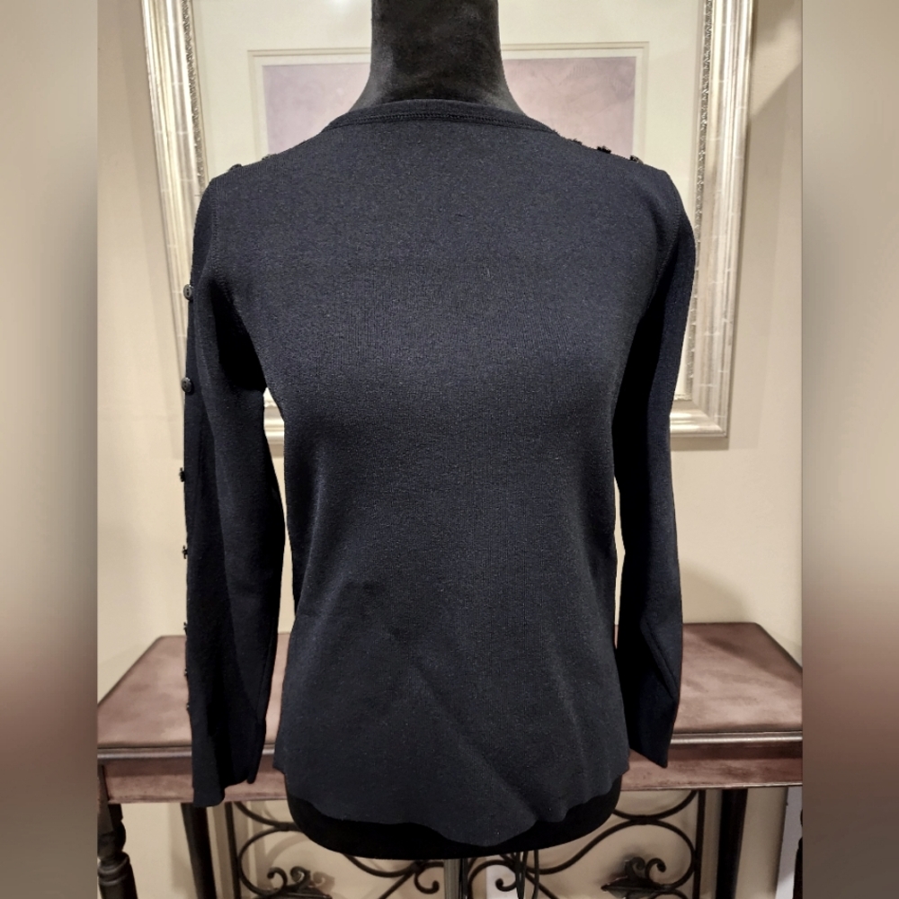 One Girl Who Black Top